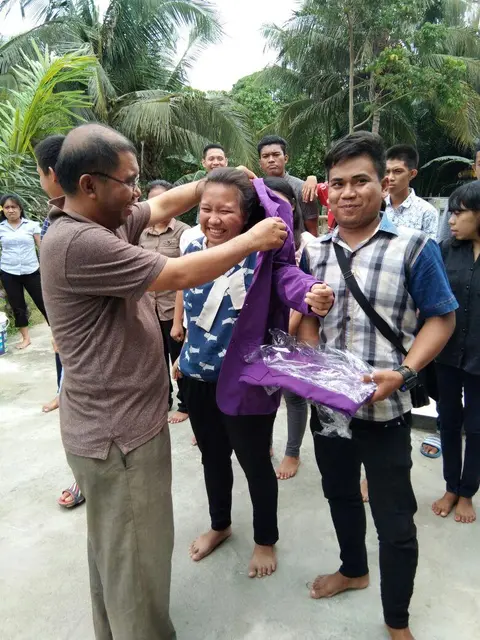 Penyematan almamater