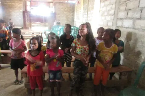 Ibadah anak sekolah minggu