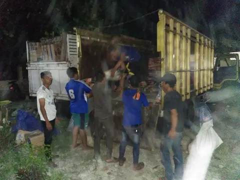 bonkar muat dengan barabaja